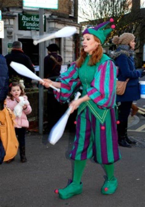 Jesters and jugglers