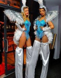 STILT WALKERS classic and modern